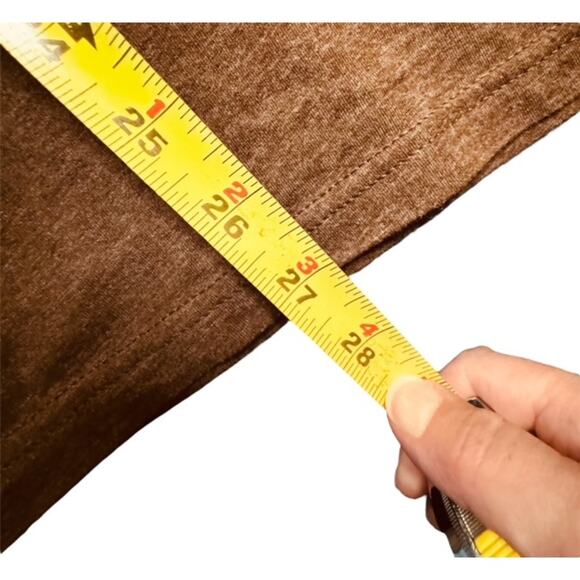 Unisex Size S Big Foot Sasquatch Short Sleeve Hide and Seek Distressed T-shirt - Picture 5 of 5